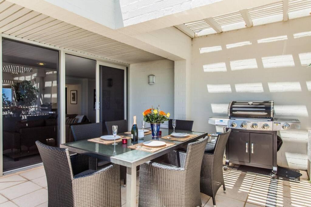 Beach View Apartment In Cottesloe Perth Ngoại thất bức ảnh